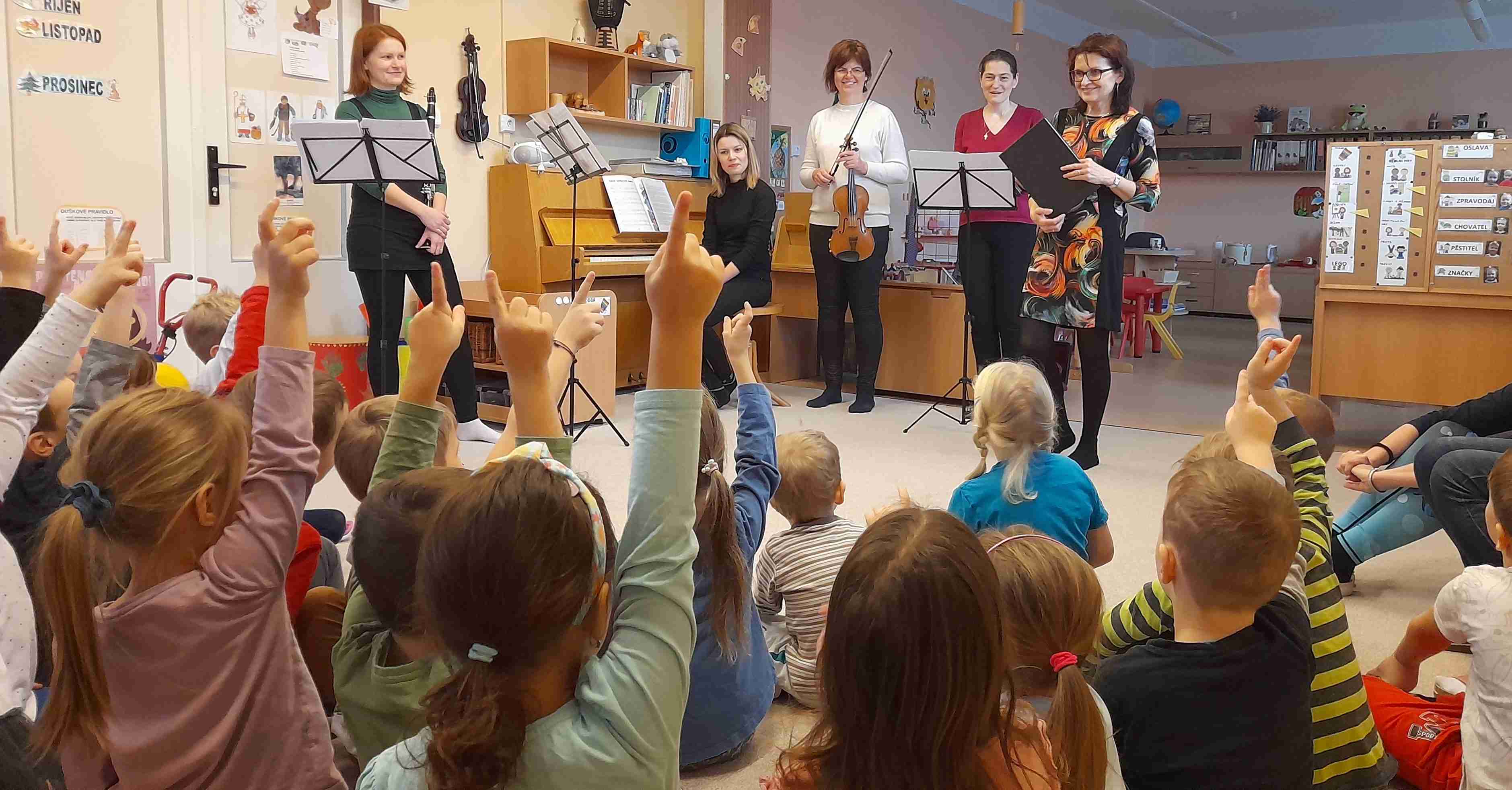 Louskáček navštívil zábřežské mateřské školky