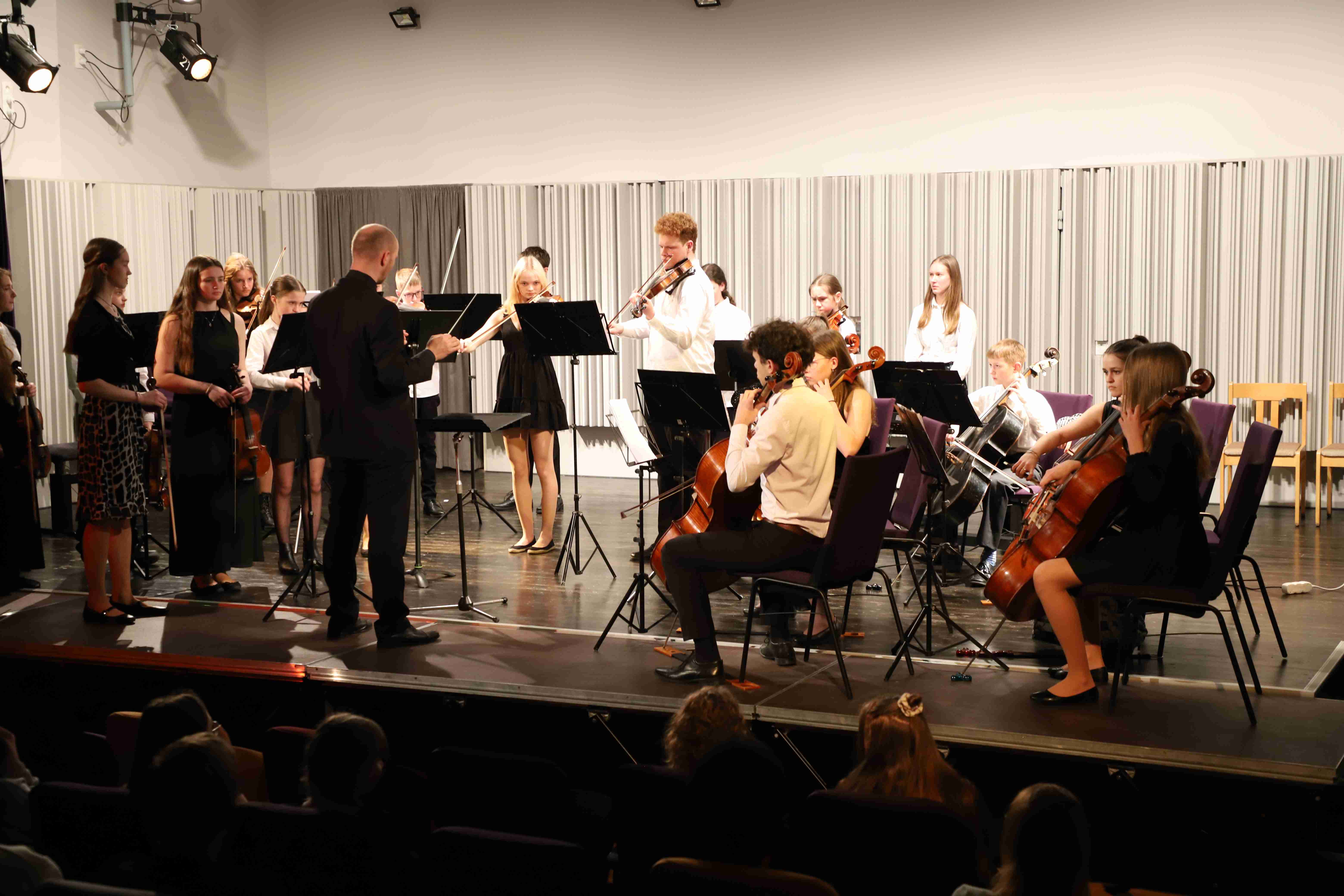 Smyčcové orchestry ZUŠ Šumperk, ZUŠ Zábřeh a ZUŠ Uničov na společném koncertě 27.3.2025